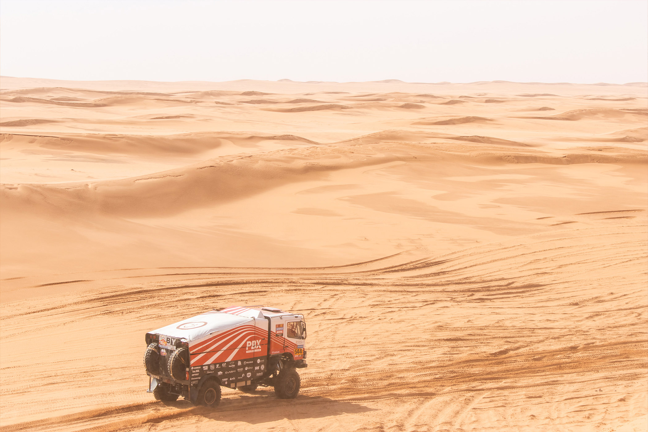 medalla brandor - PBX Dakar Team- BEUSUAL - camion dakar (10)